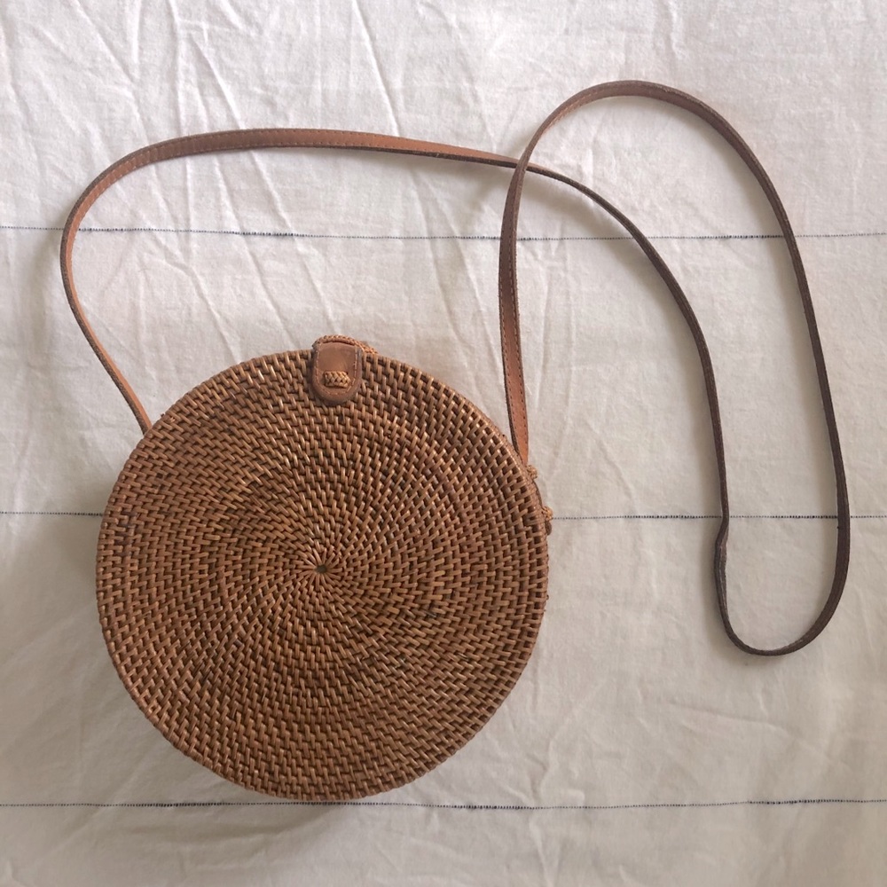 circle woven boho crossbody bag!